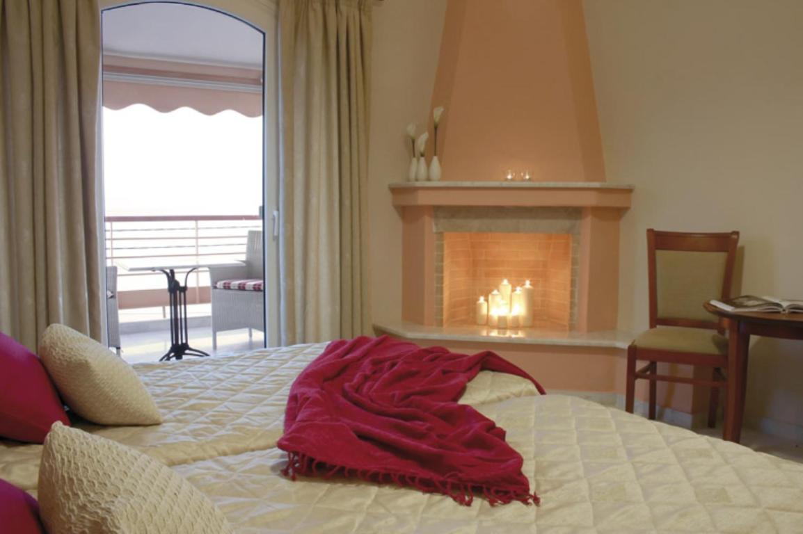 Over Sea Rooms & Villas Loutra Edipsou  Extérieur photo
