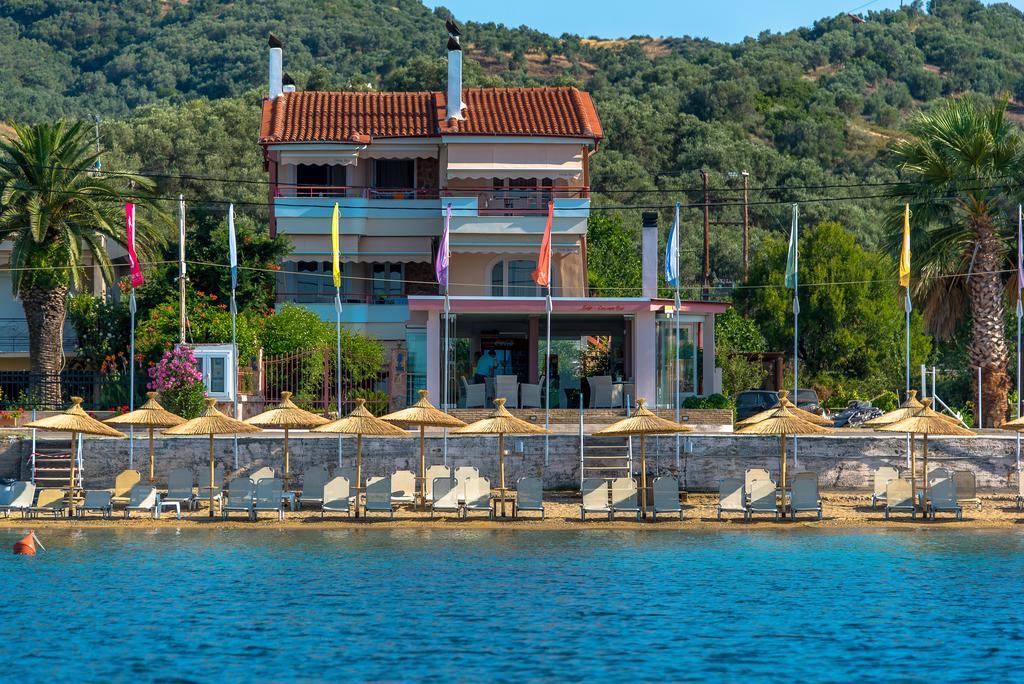 Over Sea Rooms & Villas Loutra Edipsou  Extérieur photo