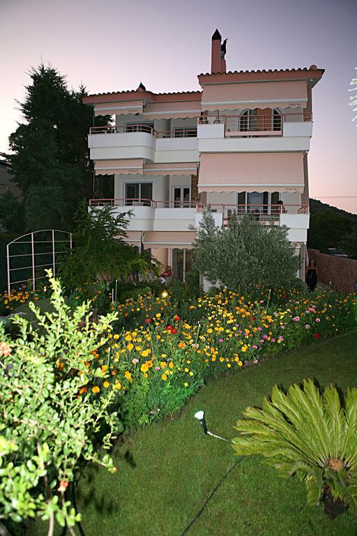 Over Sea Rooms & Villas Loutra Edipsou  Extérieur photo